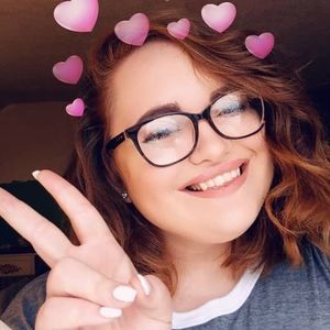 Meet your Posher, Sarah joann